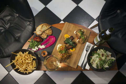 Amani Bar & Kitchen - Accommodation ACT 0