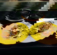 Hana Japanese Sushi Restaurant - Accommodation ACT