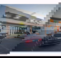 Bees Knees Caf - Accommodation ACT