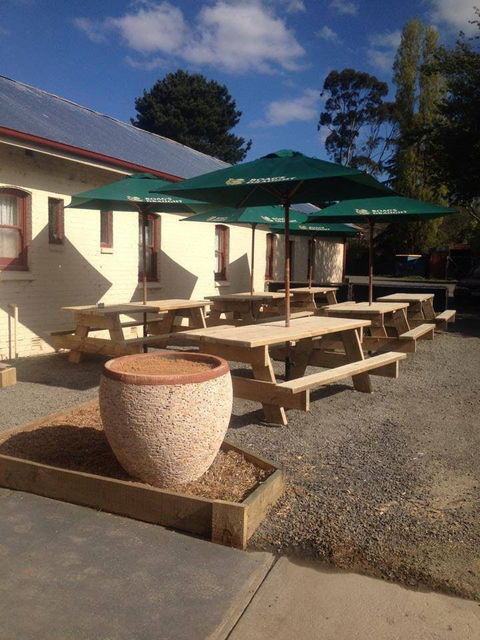 The Plough Bistro - Accommodation ACT 0