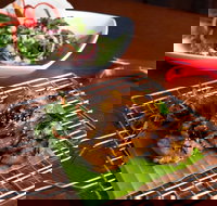 Yim Thai - Middle Park - Accommodation ACT