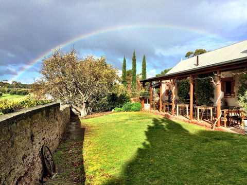 Samuel's Gorge Winery - Accommodation ACT 1