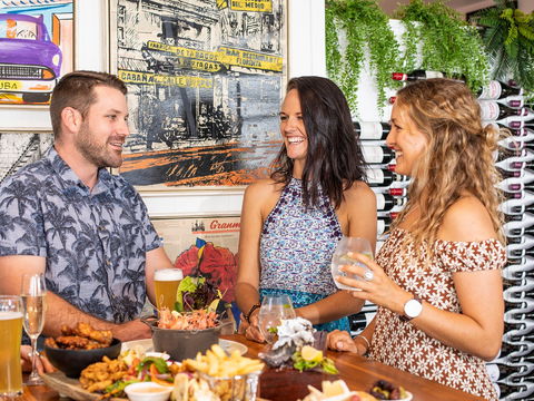The Garden Bar Bistro - Accommodation ACT 1