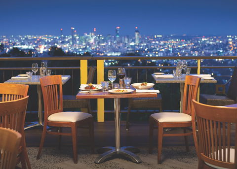 Summit Restaurant And Bar - Accommodation ACT 0