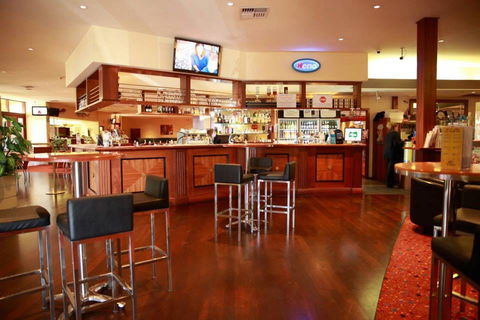 Vegas Bar & Bistro - Accommodation ACT 0