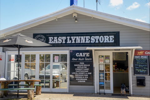 East Lynne Store - Accommodation ACT 0