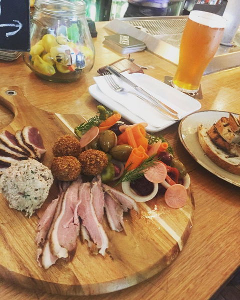 The Duck Inn Pub & Kitchen - Accommodation ACT 0
