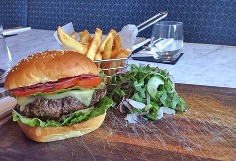 Apollo Bay Wine Bar & Coffee Shop - Accommodation ACT 3