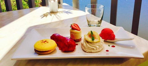 Flutes Restaurant - Accommodation ACT 3