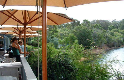 Flutes Restaurant - Accommodation ACT 6