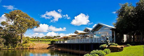 Flutes Restaurant - Accommodation ACT 8