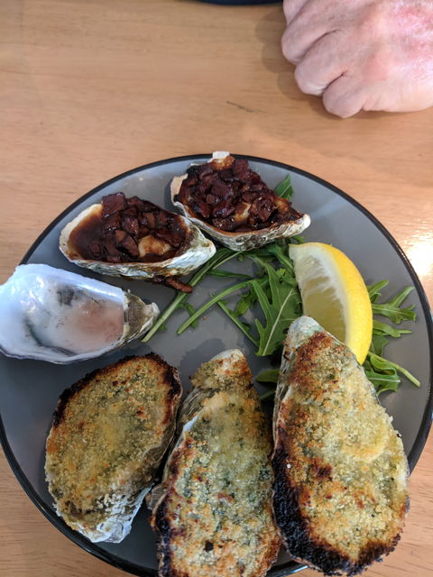 Oyster Bar Darwin - Accommodation ACT 4