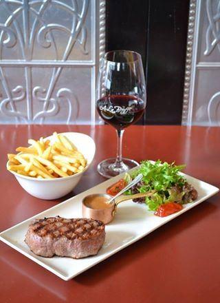 A La Bouffe Bar & Bistro - Accommodation ACT 10