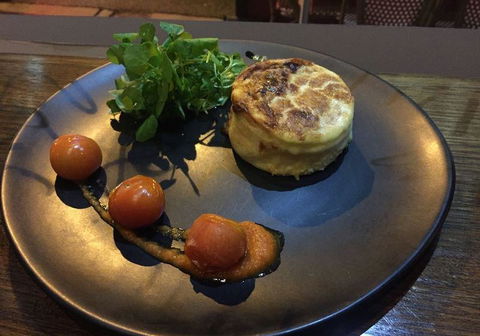 A La Bouffe Bar & Bistro - Accommodation ACT 20