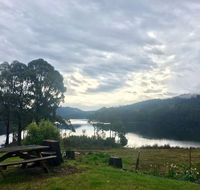 Lakeside Bar  Grill - Accommodation ACT
