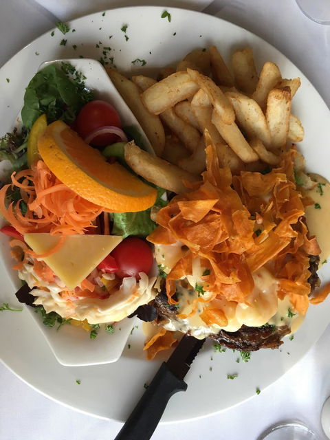Maloneys Restaurant - Accommodation ACT 9