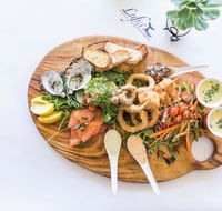 Pavement Restaurant at Lufra Hotel and Apartments - Accommodation ACT