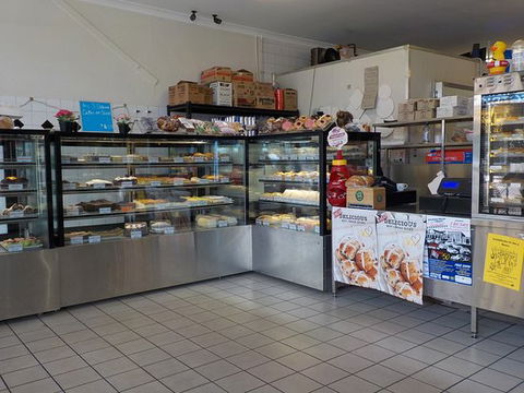 Avon Valley French Hot Bread - Accommodation ACT 0