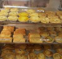 Halls Creek Bakery - Accommodation ACT