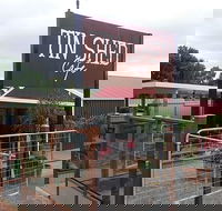 Tin Shed - Accommodation ACT