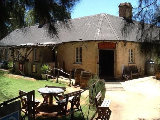 Overland Corner SA Accommodation ACT