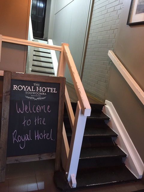 Royal Hotel Toowoomba - Accommodation ACT 1