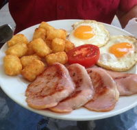 Smiley Piggy Cafe - Accommodation ACT