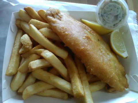 Chipper Fish - Accommodation ACT 0