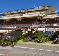 Railway Hotel Pub - Accommodation ACT