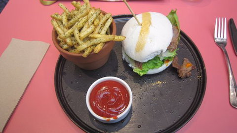 Au79 - Accommodation ACT 0