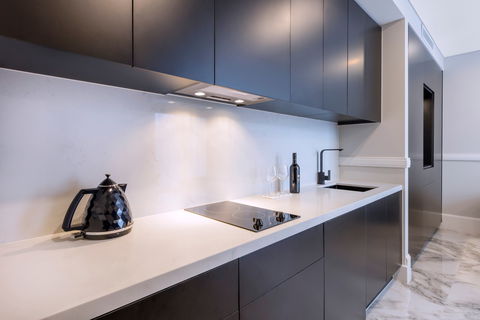 Holiday Inn Stes Parramatta Mar - Accommodation ACT 9