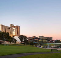 Eos by SkyCity - Accommodation ACT