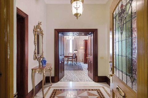 The Hotel Windsor - Accommodation ACT 1