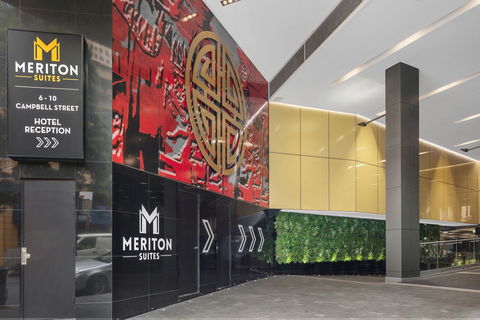 Meriton Suites Campbell Street - Accommodation ACT 1