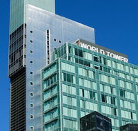 Meriton Suites World Tower - Accommodation ACT