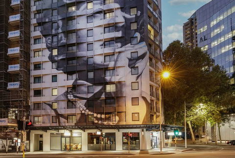 Club Wyndham Sydney, Trademark Collection - Accommodation ACT 3