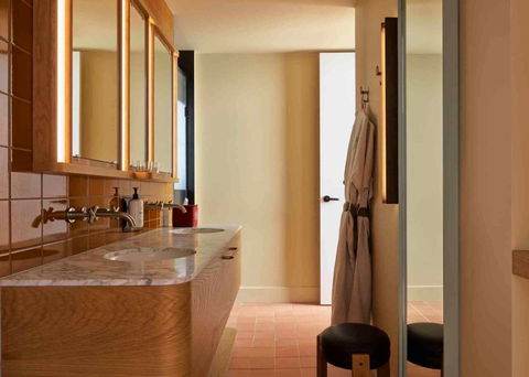 ACE Hotel Sydney - Accommodation ACT 9