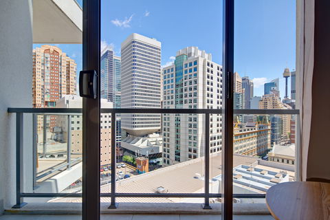 Zara Tower Serviced Apartments - Accommodation ACT 2