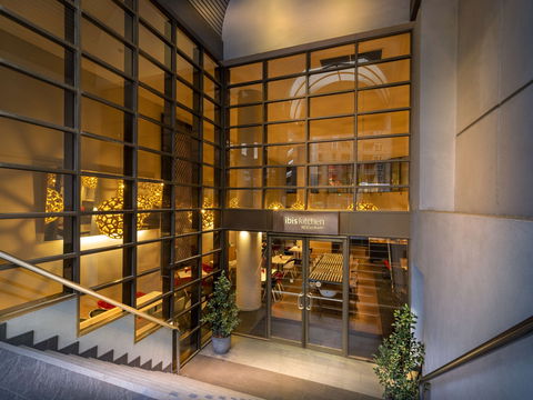 Ibis Hotel - Accommodation ACT 2