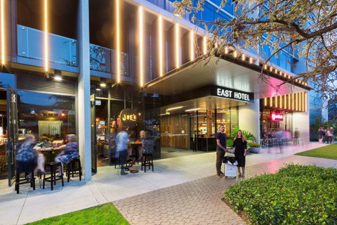 East Hotel - Accommodation ACT 1