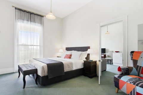 The Riversleigh - Accommodation ACT 15