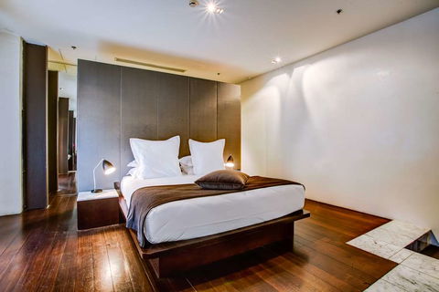 Establishment Hotel - Accommodation ACT 13