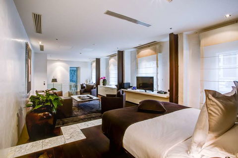 Establishment Hotel - Accommodation ACT 14
