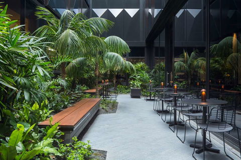 West Hotel Sydney, Curio Collection - Accommodation ACT 2