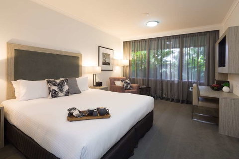 H on Smith Hotel - Accommodation ACT 4