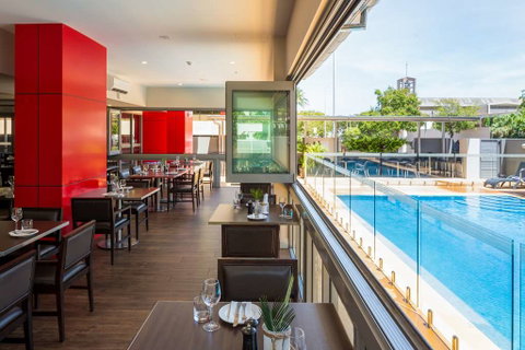 H on Smith Hotel - Accommodation ACT 12