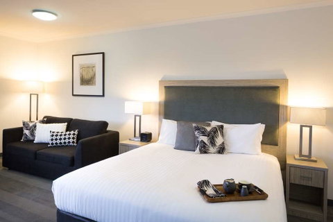 H on Smith Hotel - Accommodation ACT 14