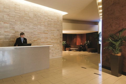 Oaks Casino Towers - Accommodation ACT 1