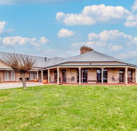 The Bowen Inn Motel - Accommodation ACT