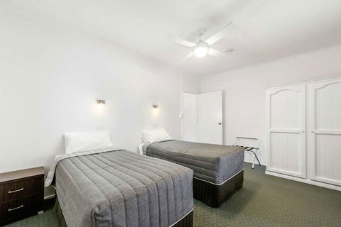 Comfort Inn & Suites Riverland - Accommodation ACT 8